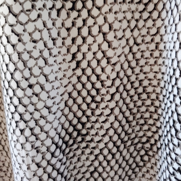 NWOT Michael Kors Snake Print Maxi Skirt sz S - Picture 4 of 5